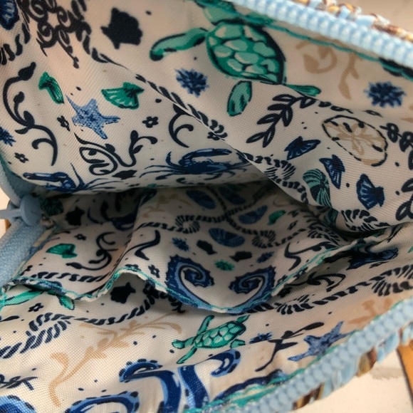 NWT Vera Bradley Straw Cellphone Crossbody Mint Brown SeaLife Faux Leather Trim - Picture 5 of 6